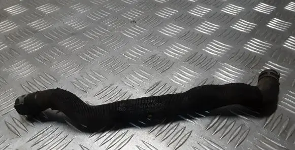 Mercedes-Benz B W245 Engine coolant pipe/hose A6400101382
