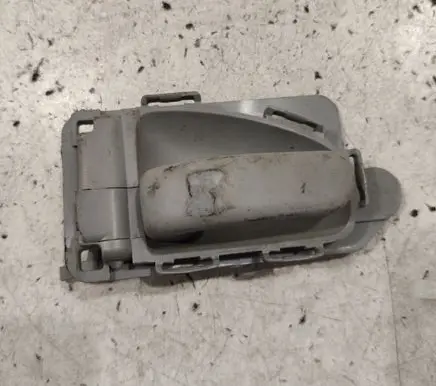Citroen Xsara Picasso Front door interior handle 9631487777