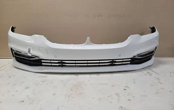 BMW 5 G30 G31 Front bumper 7437900 0620170032