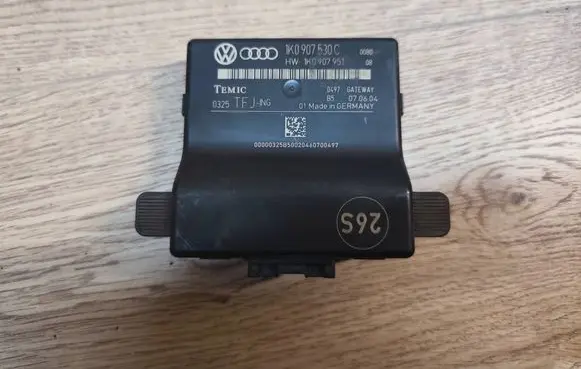 Volkswagen Golf IV Gateway control module 1K0907530C