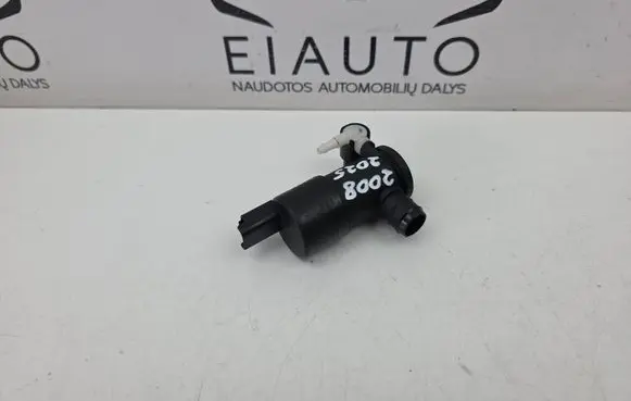 Peugeot 2008 II Windscreen/windshield washer pump 9825893480