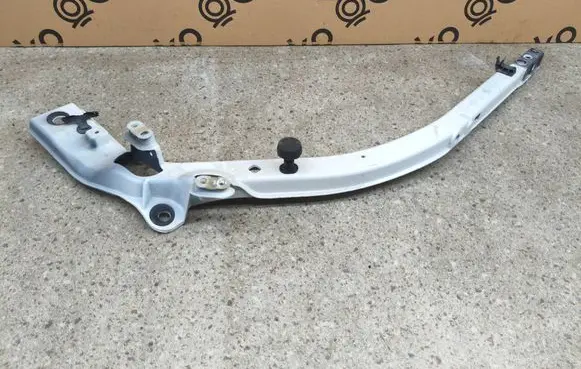 Ford Explorer VI Radiator support slam panel bracket L1MB8B359AF