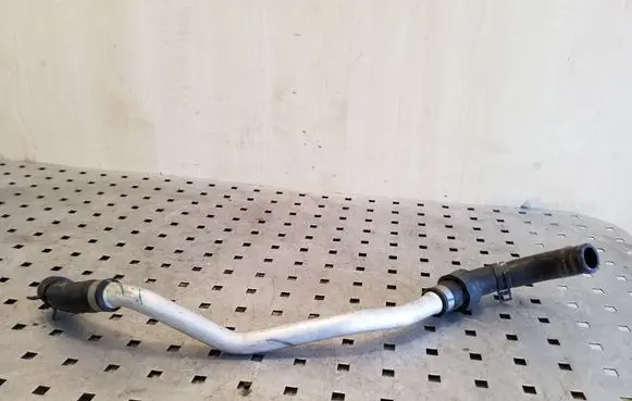 Mercedes-Benz C W205 Engine coolant pipe/hose A2058303202