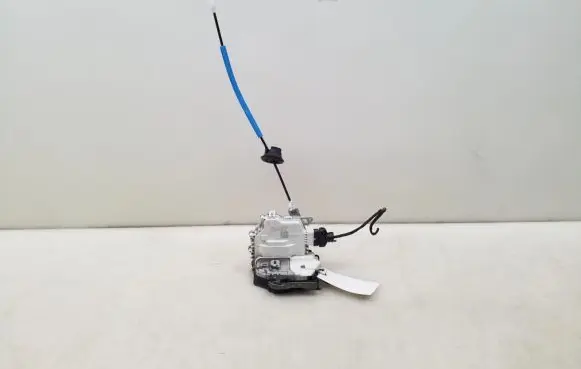 Audi A4 S4 B8 8K Front door lock 8J1837016E