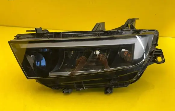 Opel Astra L Headlight/headlamp 1689777380