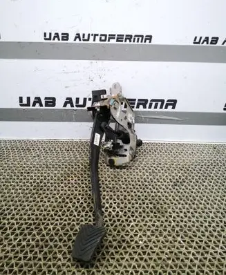 Clutch pedal