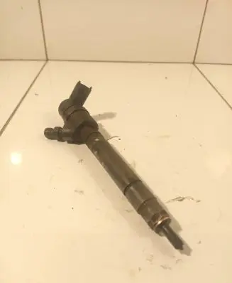 Volvo XC90 Fuel injector 0445110251