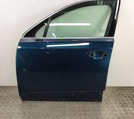 Audi Q7 4M Front door 4M0831051F