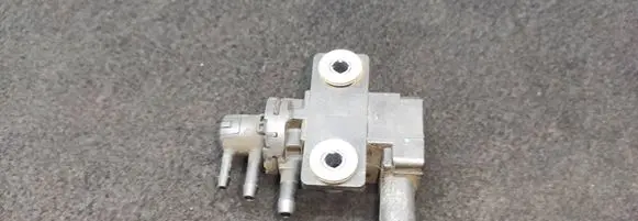 Opel Corsa E Turbo solenoid valve 55599331