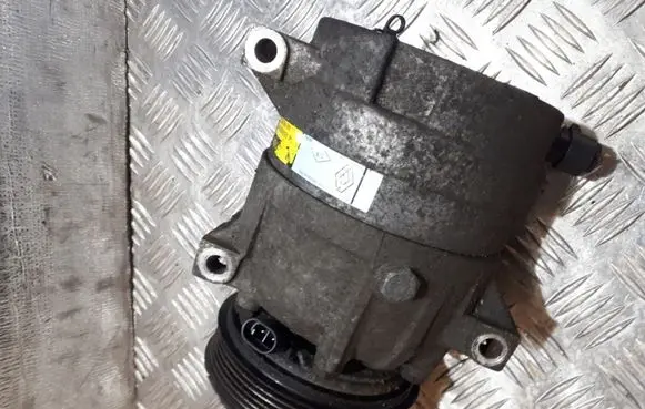 Renault Laguna II Air conditioning (A/C) compressor (pump) 082931212