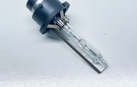 Audi A3 S3 A3 Sportback 8P Xenon bulb N10445701