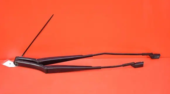 Volkswagen Eos Front wiper blade arm 101955409