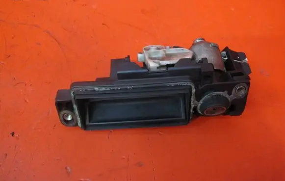 Mercedes-Benz CLK A209 C209 Tailgate/trunk/boot exterior handle A2037500093