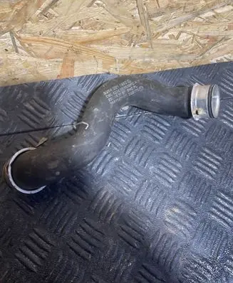 Mercedes-Benz C W204 Engine coolant pipe/hose A2045011682 YAP4640907 6254123038P