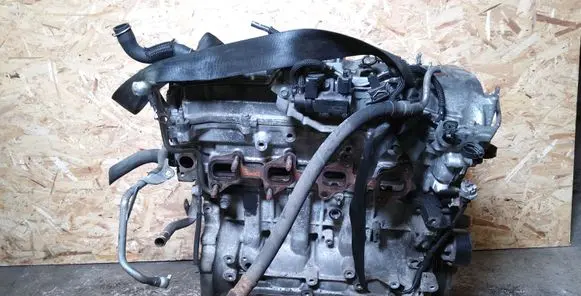 Toyota Avensis T250 Engine 2AD