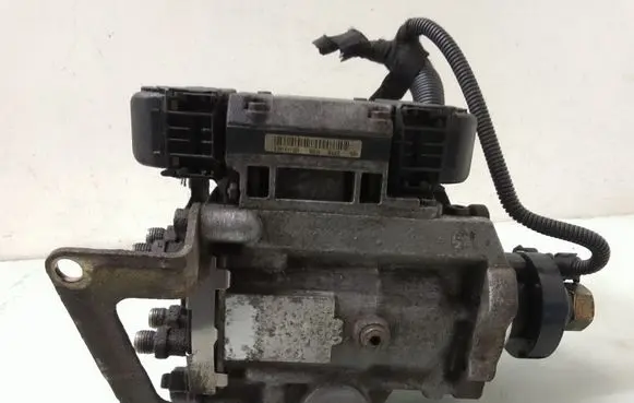 Opel Astra G Fuel injection high pressure pump 0281011055