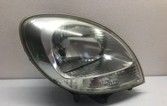 Nissan Kubistar Headlight/headlamp 8200236591 890008440