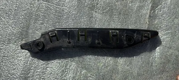 Tesla Model Y Front bumper mounting bracket 149377000B