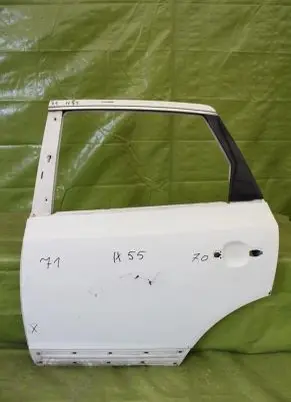 Mazda 2 Front door 000259