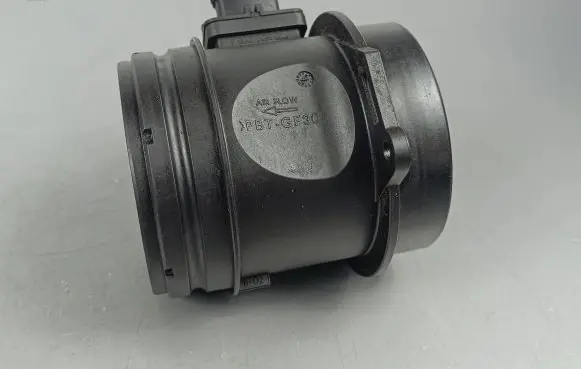 Maserati Quattroporte Mass air flow meter 670005091