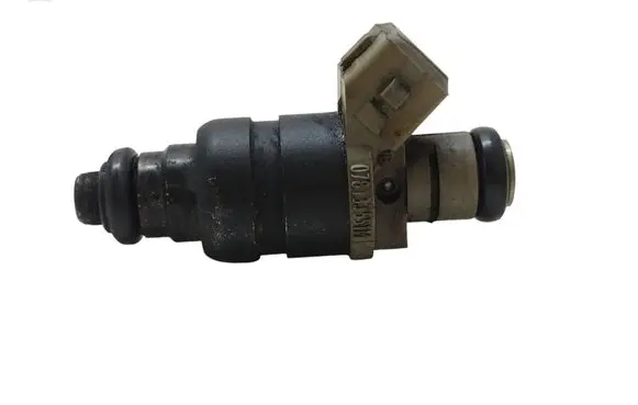 Audi A6 S6 C5 4B Fuel injector 078133551M