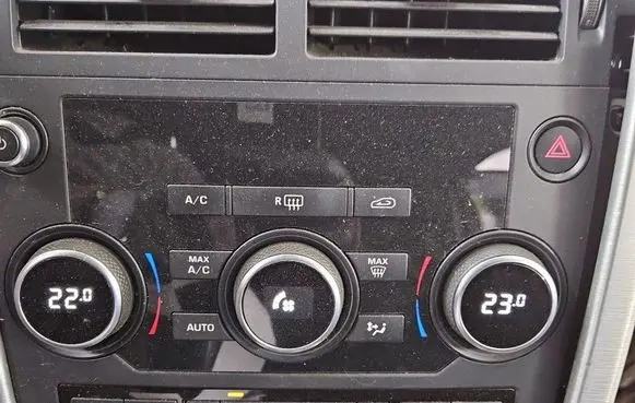 Land Rover Discovery Sport Climate control/heater control trim HK7214C533PB IMPRK1551430