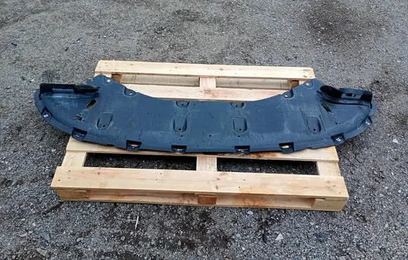 Chrysler Pacifica Front bumper skid plate/under tray 68227444AG