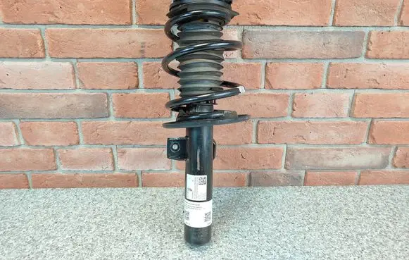 BMW 3 G20 G21 Front shock absorber/damper 6879314