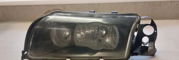 Volvo S80 Headlight/headlamp 30655901 89008803