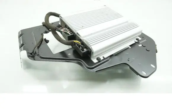 Volvo C70 Sound amplifier 3533876