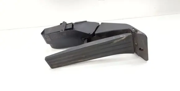 BMW 1 E81 E87 Accelerator throttle pedal 6770935 35426770935