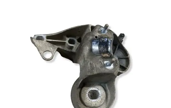 Audi A6 Allroad C6 Engine mounting bracket 4F0199352M