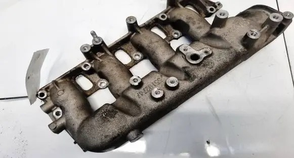 Opel Zafira B Intake manifold 55192747