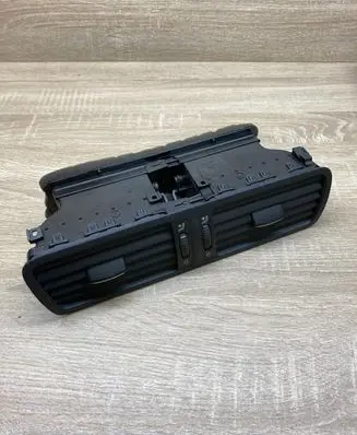 Volkswagen PASSAT B6 Dash center air vent grill 3C1819728E 3C2819728D