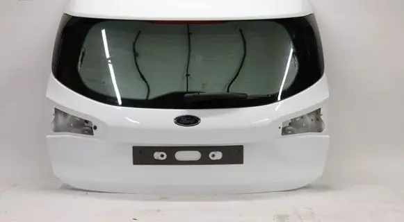 Ford Focus Tailgate/trunk/boot lid 5771078