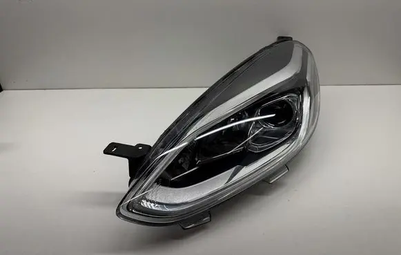 Ford Fiesta Headlight/headlamp L1BB13E015CD