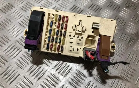 Fiat Punto (188) Fuse box set 46812235 46758963