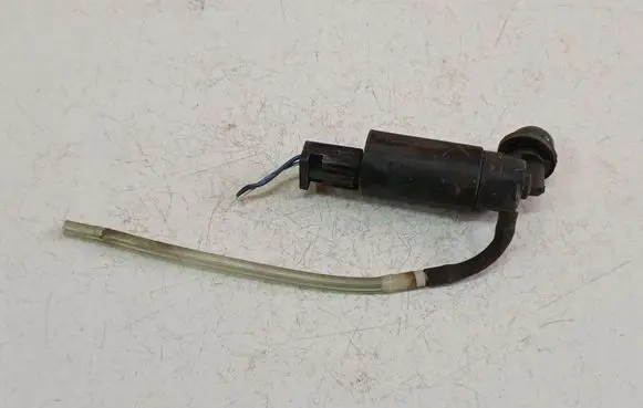Toyota Avensis T250 Windscreen/windshield washer pump 