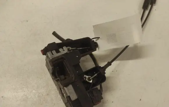 Opel Vectra C Rear door lock 24447346