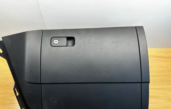 Volkswagen Golf Sportsvan Glove box set 517857097A 517857016A
