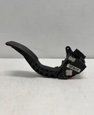 Renault Trafic III (X82) Accelerator throttle pedal 180027179R