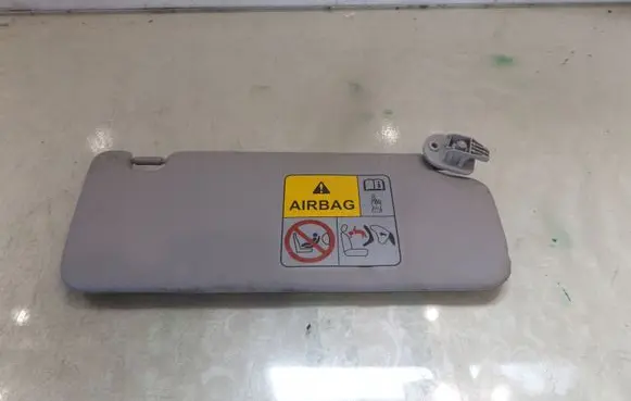 Suzuki Ignis Sun visor