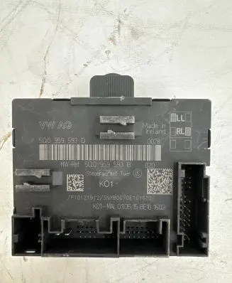 Audi TT TTS RS Mk3 8S Door control unit/module 5Q0959593D