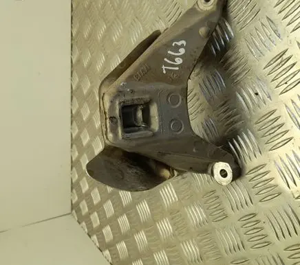 BMW X3M F97 Engine mounting bracket 8053492