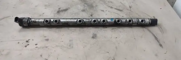 BMW 5 F10 F11 Fuel main line pipe 7805423 110902000321 0445216036