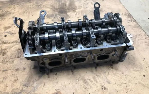 Audi Q7 4L Engine head 0268059353EK