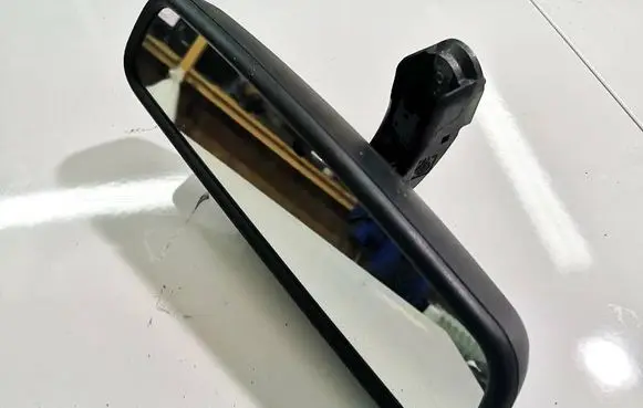 BMW 3 E90 E91 Rear view mirror (interior) e11015891