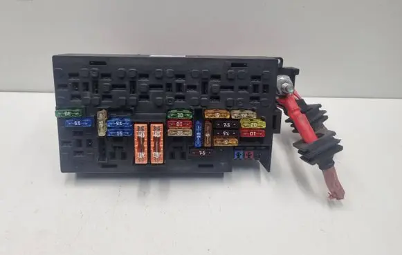 Mercedes-Benz ML W164 Fuse module A1645400072 1645400072