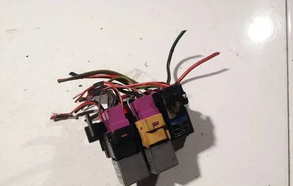 Fuse box set