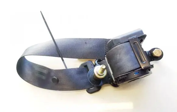 Mazda 323 F Rear seatbelt tkab0he625 tk-ab0-he625